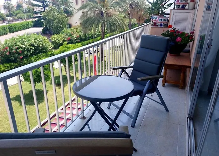 Marinas Playa 90 M 公寓 *