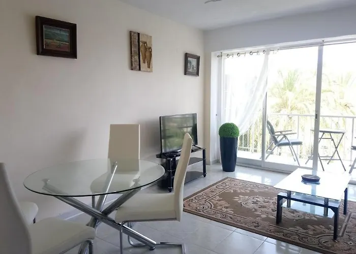 Marinas Playa 90 M *